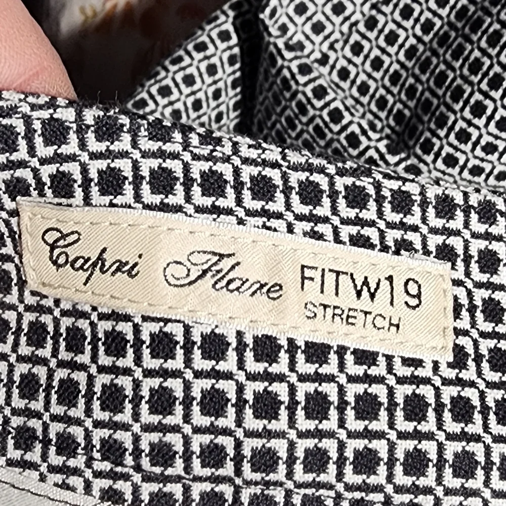 MAXMARA WEEKEND Capri Flare FITW19 Stretch, Size 8 - Picture 9 of 9